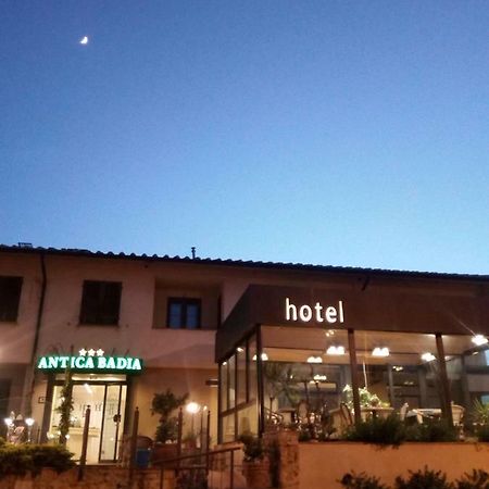 Holiday Rooms Antica Badia Volterra Ngoại thất bức ảnh