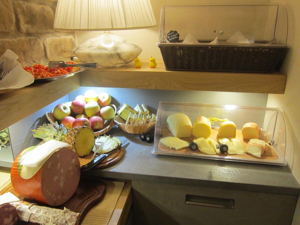 Holiday Rooms Antica Badia Volterra Ngoại thất bức ảnh
