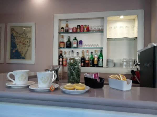 Holiday Rooms Antica Badia Volterra Ngoại thất bức ảnh