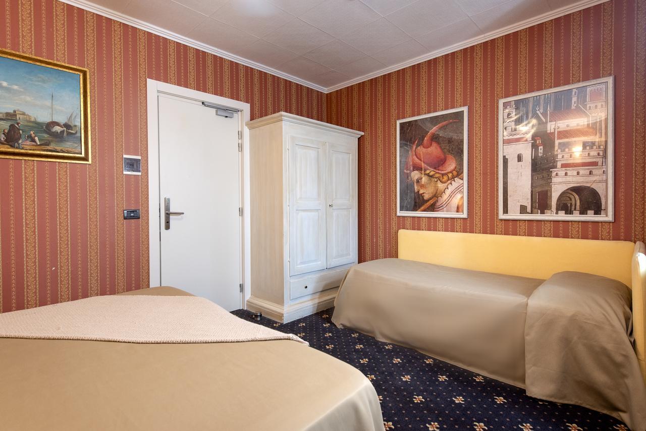 Holiday Rooms Antica Badia Volterra Ngoại thất bức ảnh