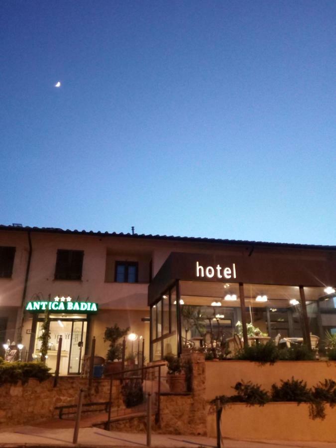 Holiday Rooms Antica Badia Volterra Ngoại thất bức ảnh